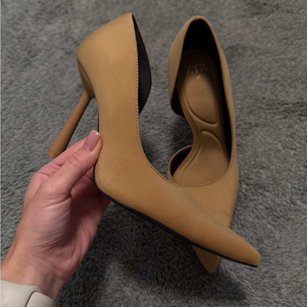 Zara Tan High Heel Pumps